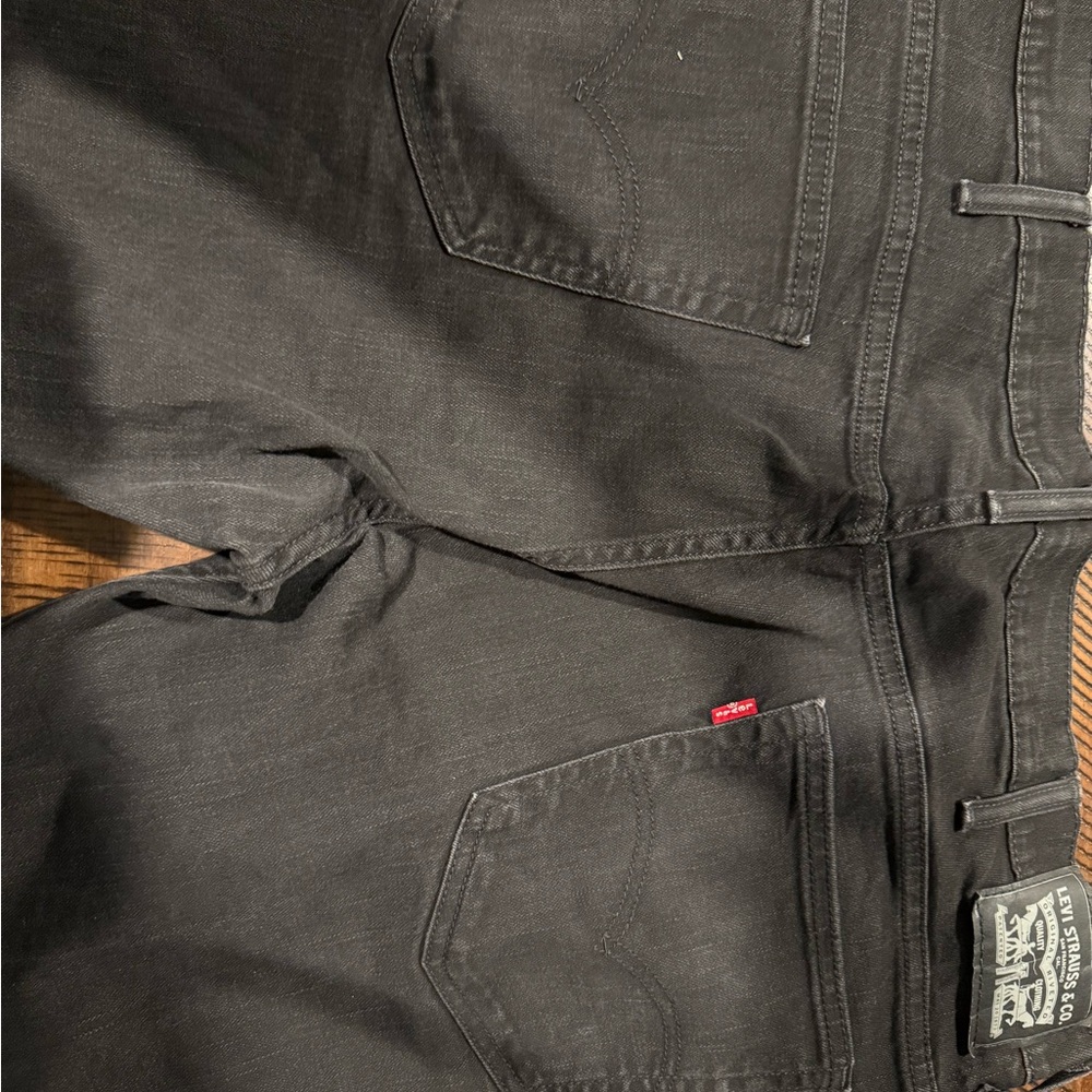 Levi’s Dark Gray Relaxed Jeans like new